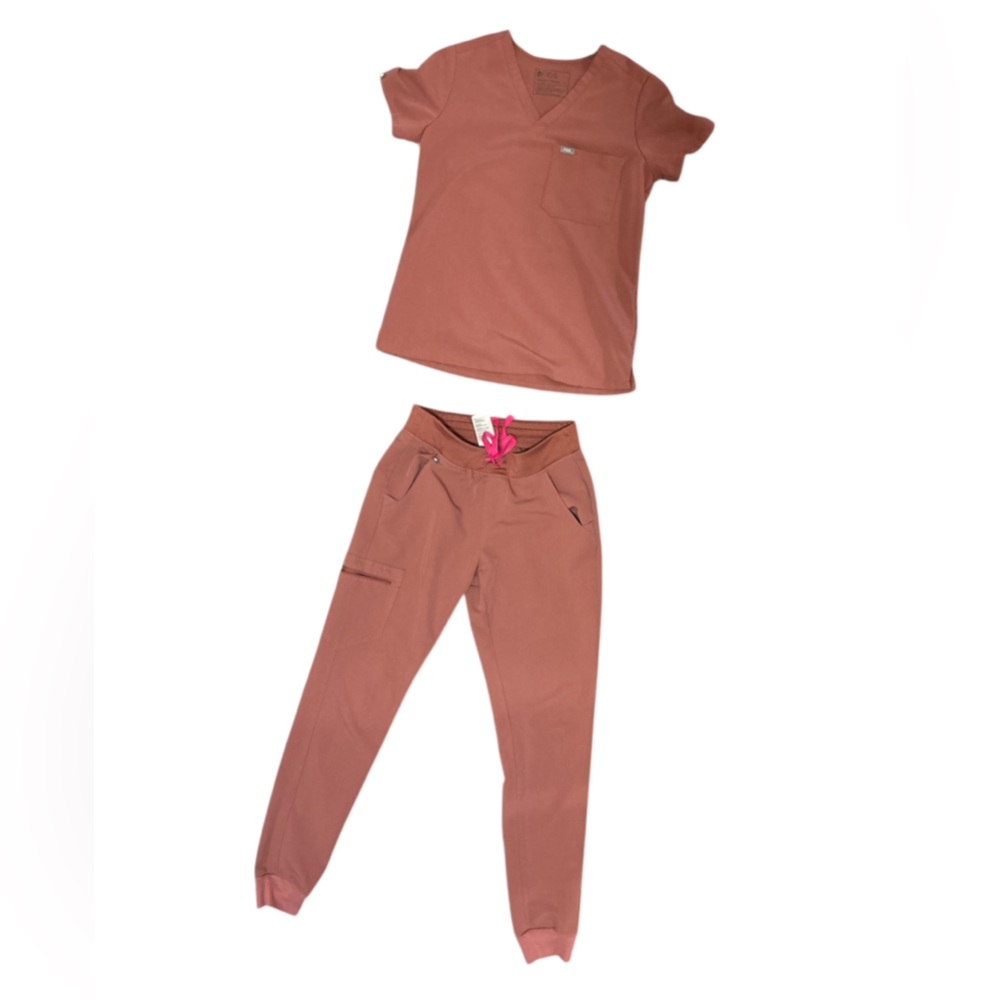 Figs Scrub Set